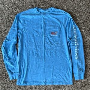 Vineyard Vines Men's Small Light Blue Long Sleeve Tee with soccer balls
